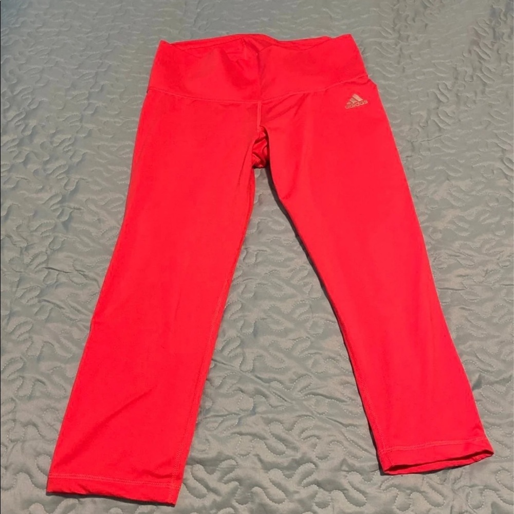 Adidas size M capri leggings